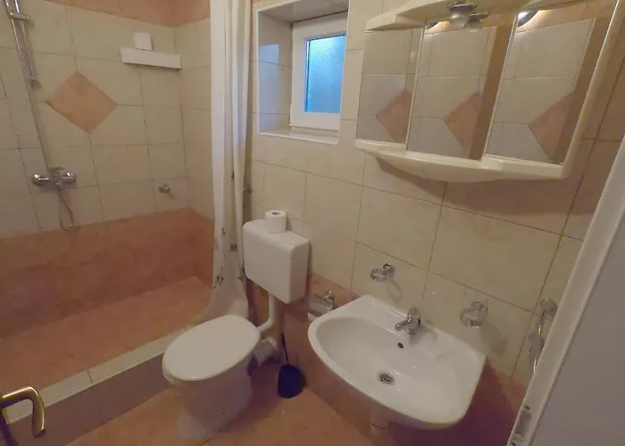 Apartment With Parking Space - 6696