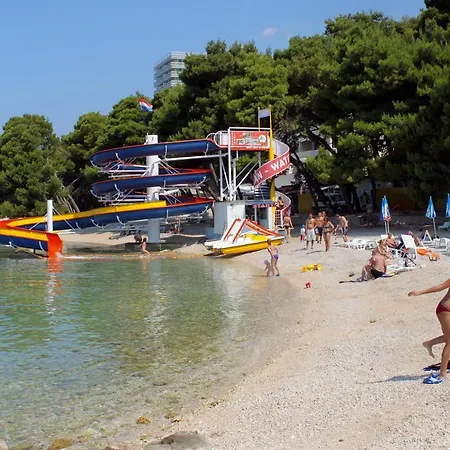 Apartment With A Parking Space - 6696 Makarska